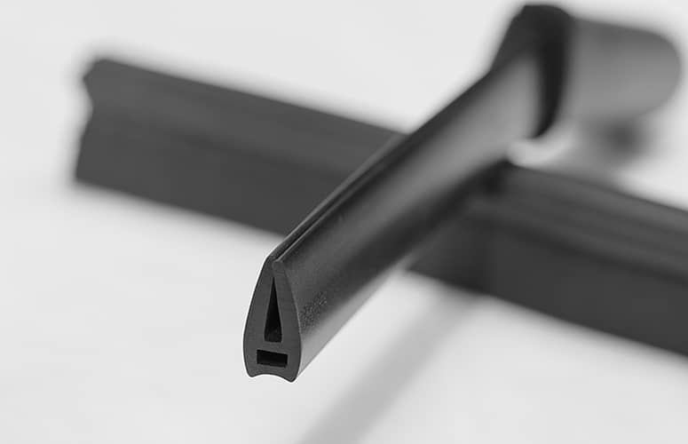 China Extruded EPDM Rubber Profiles RoHS Compliant